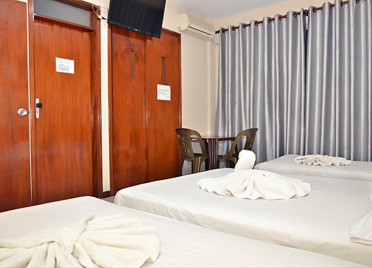 Hostal Ibiza Santa Cruz de La Sierra Extérieur photo